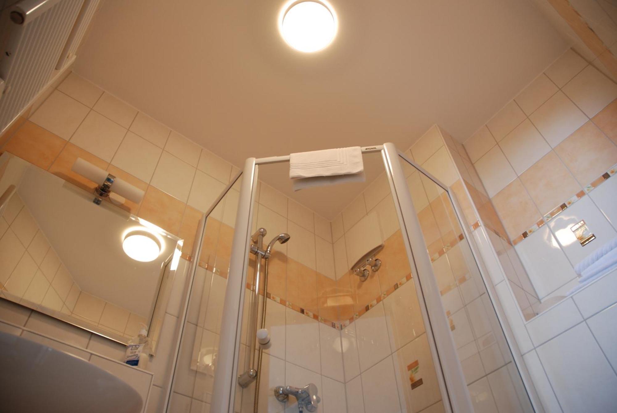 Raeuberschaenke Hotel Oederan Szoba fotó