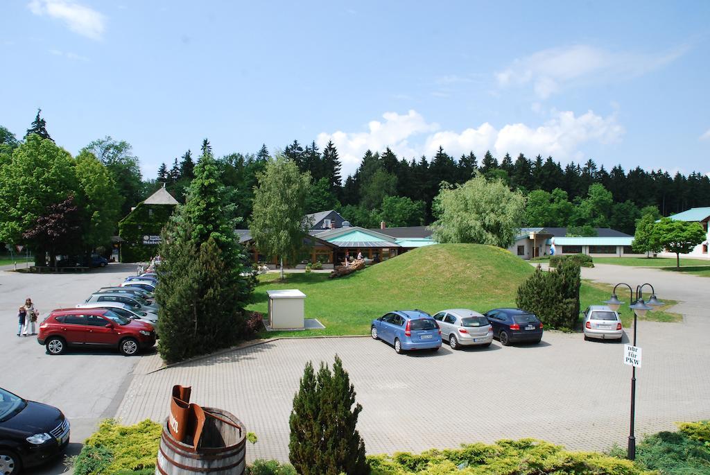 Raeuberschaenke Hotel Oederan Kültér fotó