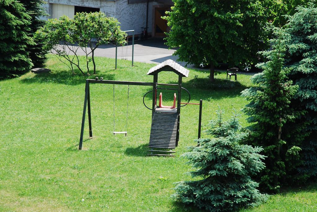 Raeuberschaenke Hotel Oederan Kültér fotó